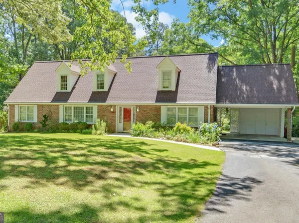 400 Harris St, Toccoa, GA 30577