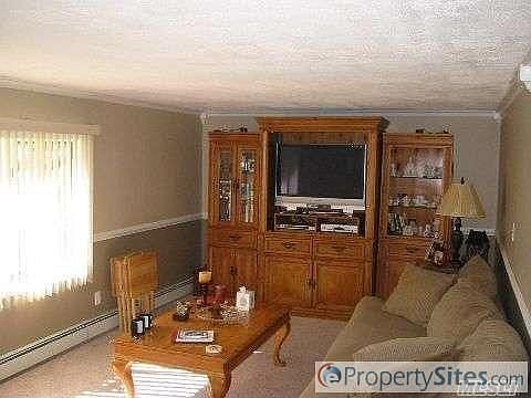 4th image of 5 Willow Ct