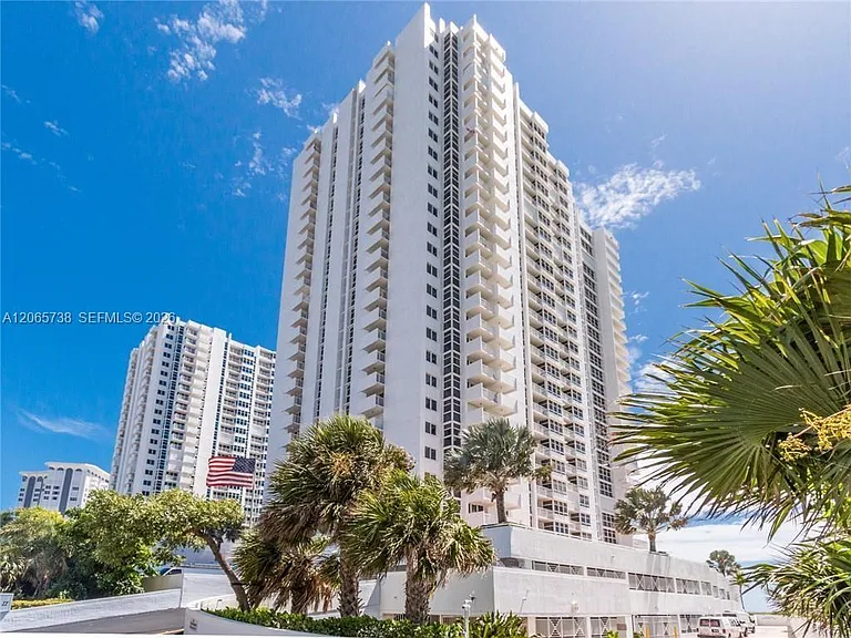 1370 S Ocean Blvd #2801 — Photo 1
