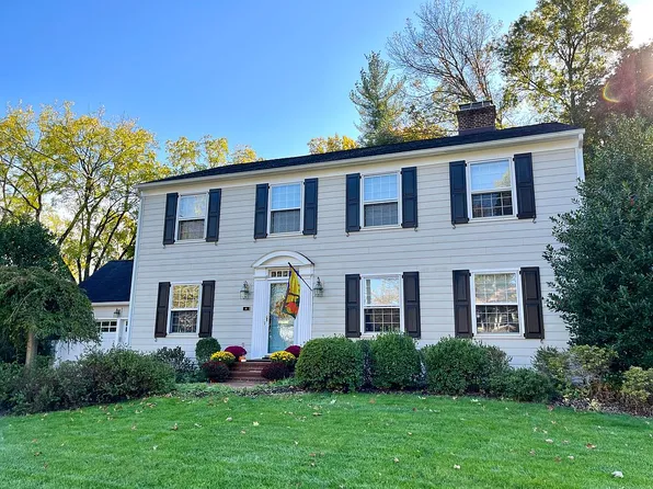 6 Ross Ct, Madison, NJ 07940