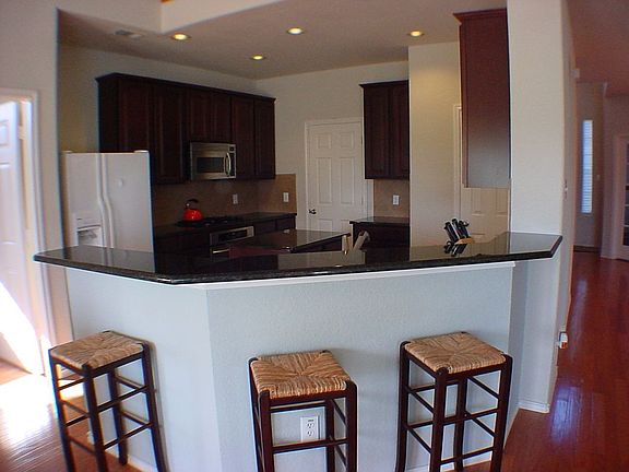 3rd image of 9213 Indian Knoll Dr