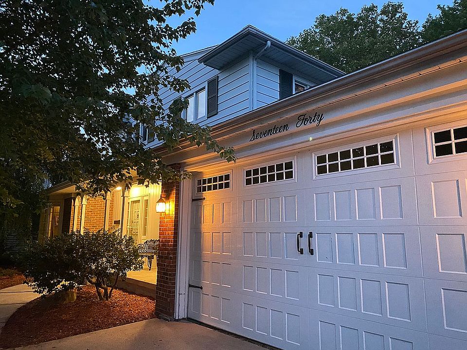 1st image of 1740 Vesta Ln SE