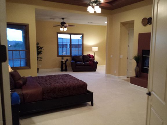 4th image of 607 W LOS CARRALES Drive