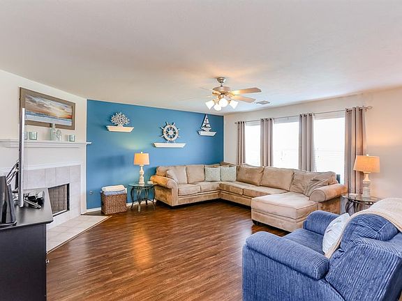 5th image of 2710 Argos Dr