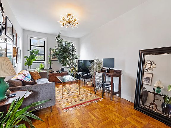 4th image of 342 W 21st St APT 6B