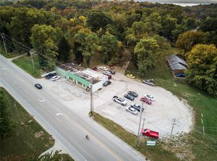 3015 W Delmar Ave, Godfrey, IL 62035