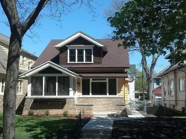 2972 N 41st St, Milwaukee, WI 53210
