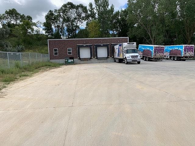 1st image of 3310 Northbrook Dr