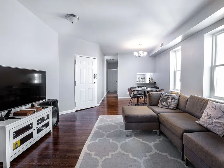 310 Palisade Ave #9 — Photo 3