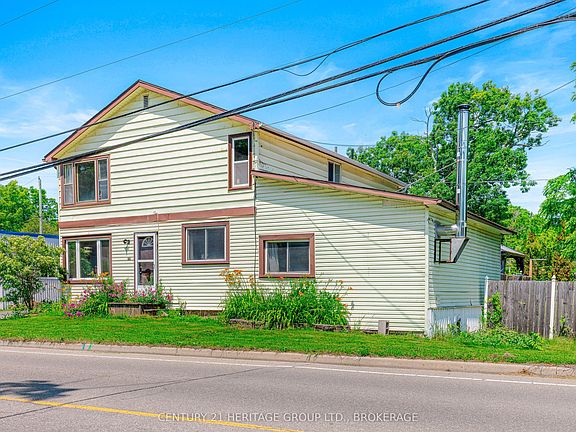 2nd image of 580 King St W