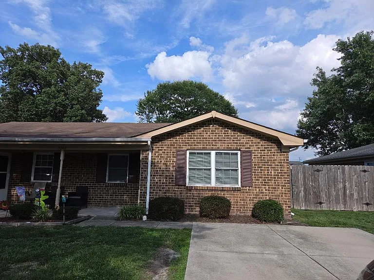 6060 Bradford Dr #B — Photo 1
