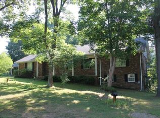 910 Thorne Dr, Paragould, AR 72450