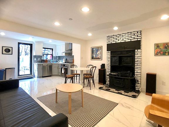 4th image of 452 W 153rd St #2A