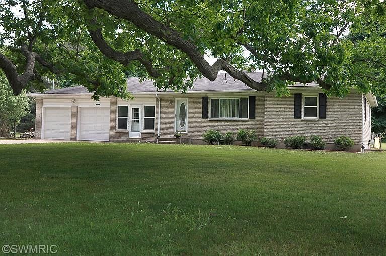 1st image of 10896 Miller Dr