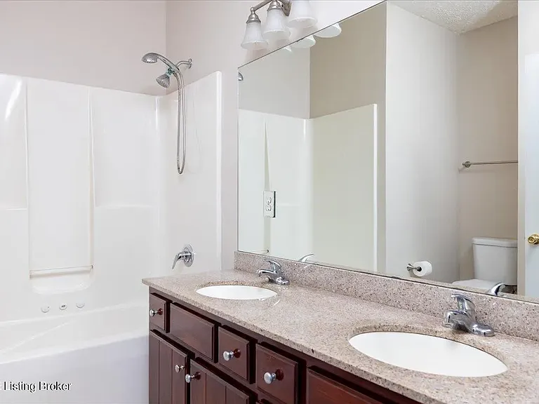 217 Hampton Place Ct — Photo 11