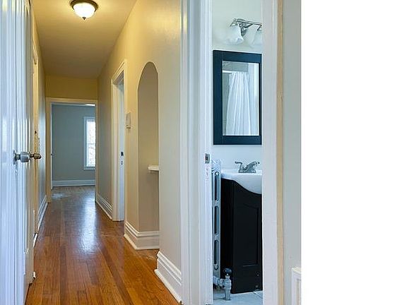 4th image of 2647 N Laramie Ave #3F