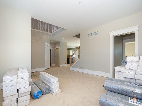 3rd image of 38450 N Hoeglund St
