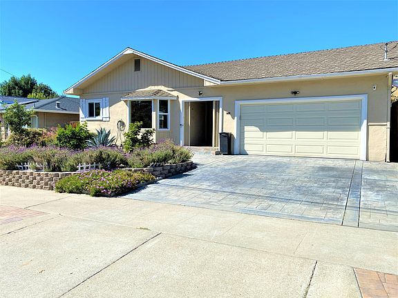 2nd image of 1000 Hobie Ln