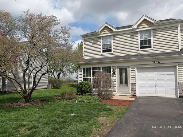 1986 Muirfield Cir, Elgin, IL 60123