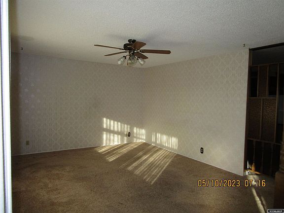 2nd image of 355 Aspen St