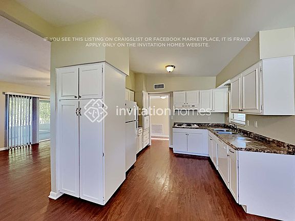 5th image of 911 Mare Bello Dr