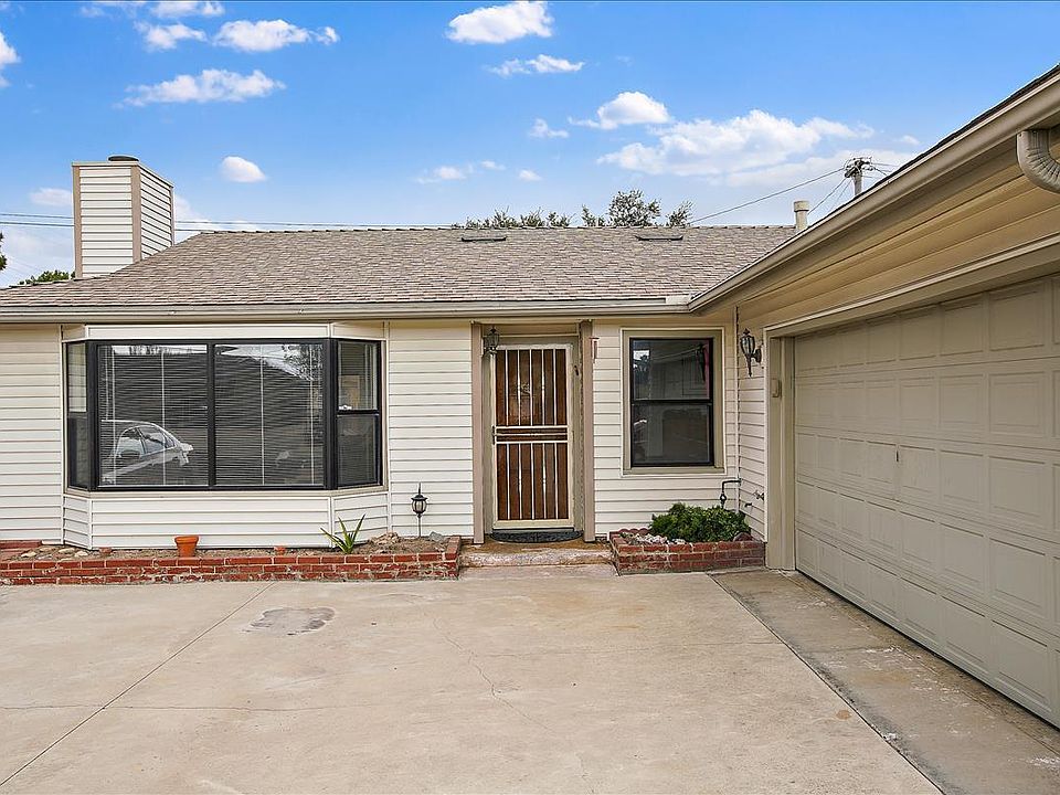 1st image of 4032 Capella Dr