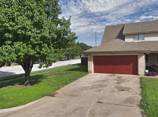 7601 Connie Ct, North Richland Hills, TX 76182