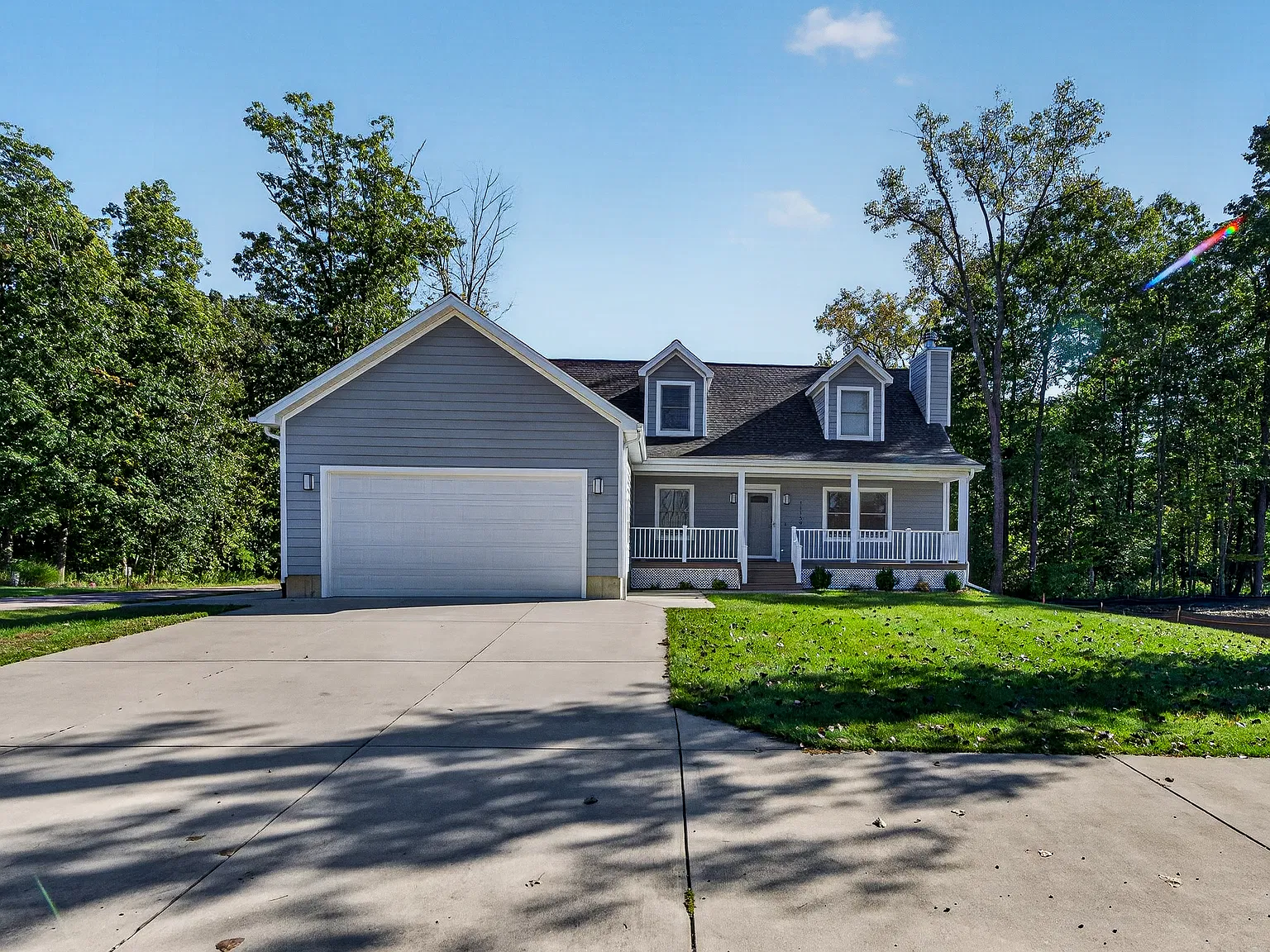 5 bed, 3.5 bath, 3137 sqft, $4,995 — Photo 1