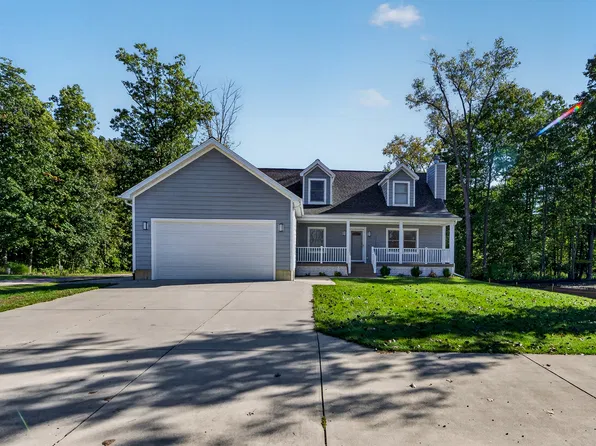 11139 Abbey Ln, New Buffalo, MI 49117