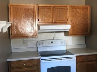 11 Strant St, Manchester, CT 06040