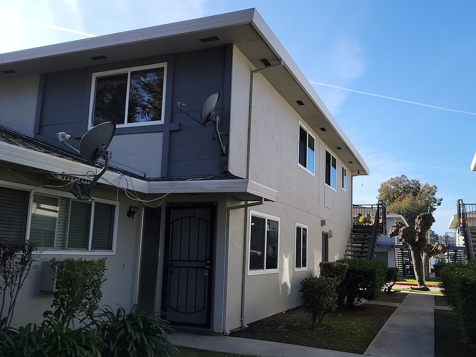 1st image of 5511 Eagles Ln APT 2