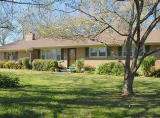 402 Primrose Ave, Tullahoma, TN 37388