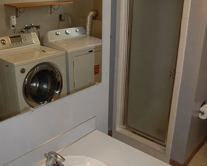 3724 Clover Circle — Photo 20