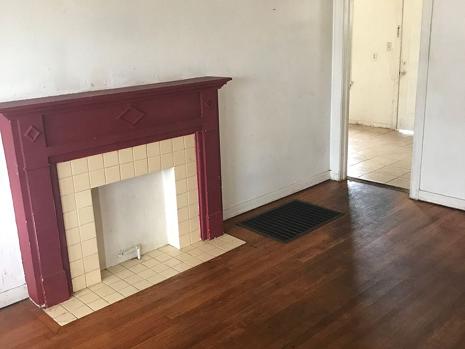 1st image of 2205 Hardin Dr