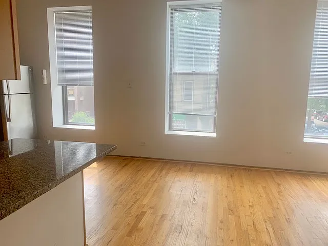 3055 N Sheffield Ave #2D — Photo 9
