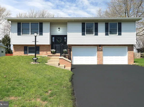 2670 Penbrook Ln, State College, PA 16801