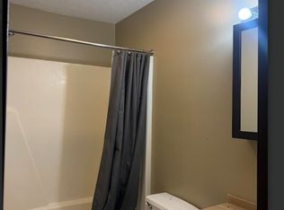 612 W Highland Ave APT 21, Ravenna, OH 44266