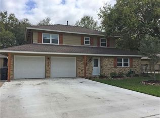 716 Western Ave, Angleton, TX 77515