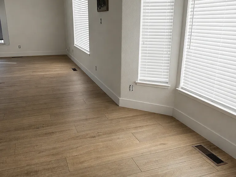 Taryn Dr — Photo 4
