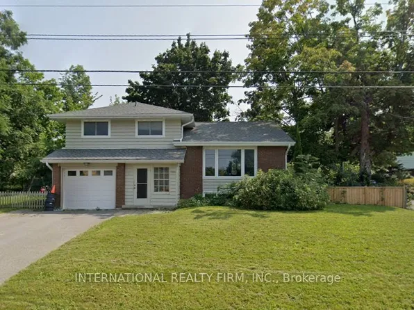 49 Smith St, Selwyn, ON K0L 2H0