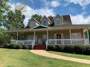 56 Autumn Acres Ln, Sylacauga, AL 35150