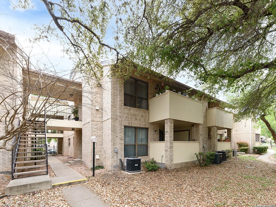 1st image of 11843 Braesview #304