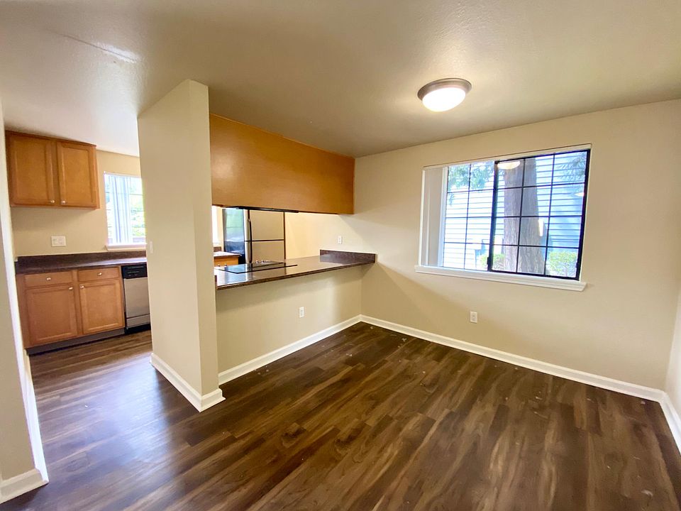 1st image of 3060 118th Ave SE #K104