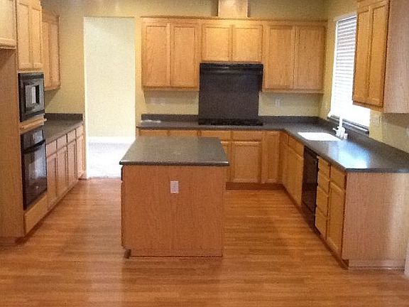 5th image of 10701 Beachcomber Dr