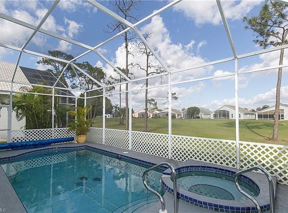 4th image of 17560 Coconut Palm Ct