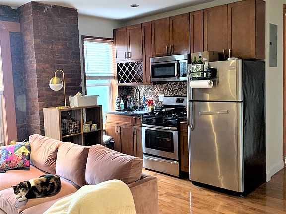 5th image of 641 Marcy Ave #11