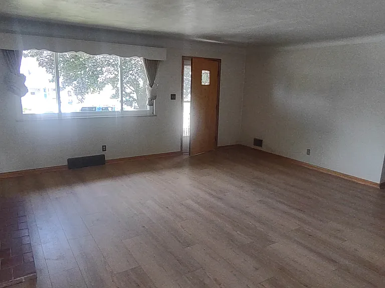 2812 Rushland Dr — Photo 5