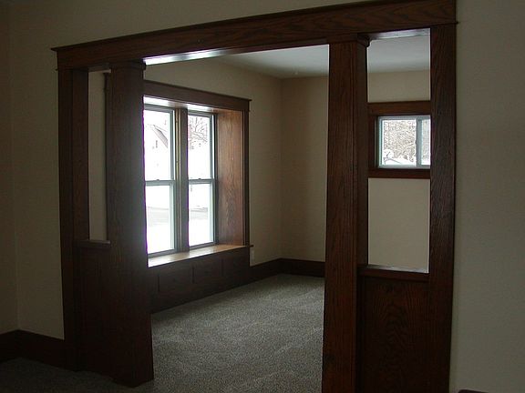 4th image of 76 Mansfield Ave