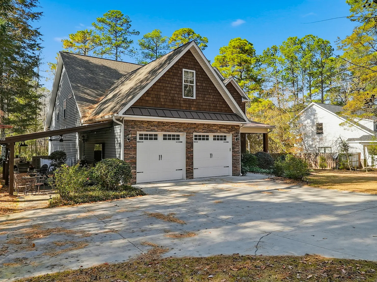 4 bed, 3445 sqft, $3,100 — Photo 2