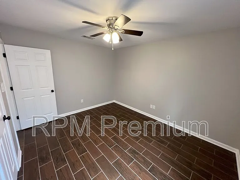 522 Fawn Lake Dr — Photo 27